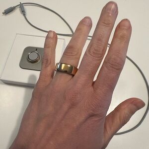 Oura Gen 4 Rose Gold, Size 8